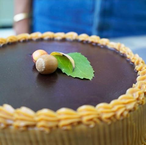 Torta Panqueque Chocolate y Manjar (15 Personas)